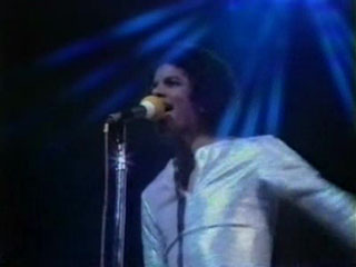 1 - Dancing Machine (Destiny Tour London)