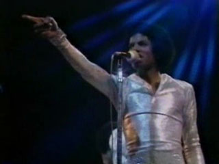 4 - Keep On Dancing (Destiny Tour London)