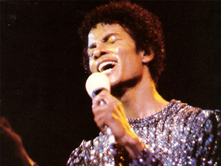 Things I Do For You (Triumph Tour Los Angeles)
