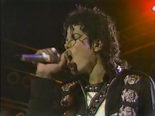 01 - Wanna Be Startin' Somethin' (Bad Tour Yokohama)