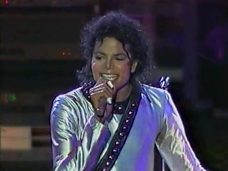 02 - Things I Do For You (Bad Tour Yokohama)