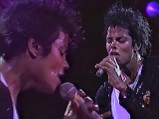 12 - Billie Jean (Bad Tour Yokohama)