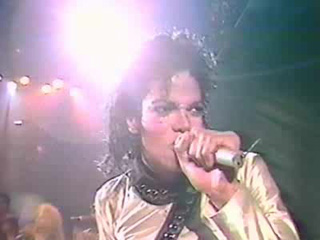 09 - Lovely One (Bad Tour Brisbane)