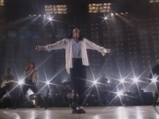 13 - Black Or White (Live in Bucharest)
