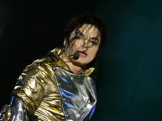 02 - They Dont Care About Us / She Drives Me Wild / In The Closet (HIStory Tour Munich - HQ)