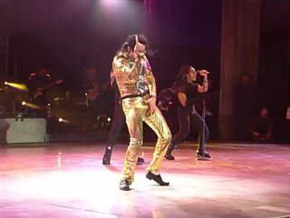 03 - Wanna Be Startin Somethin (HIStory Tour Munich - HQ)