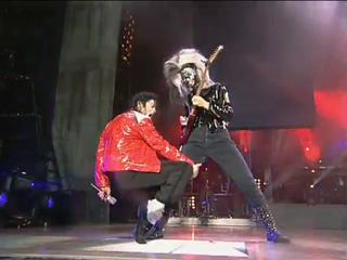 10 - Beat It (HIStory Tour Munich - HQ)