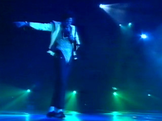 08 - Thriller (Live Brunei 07/16/96)
